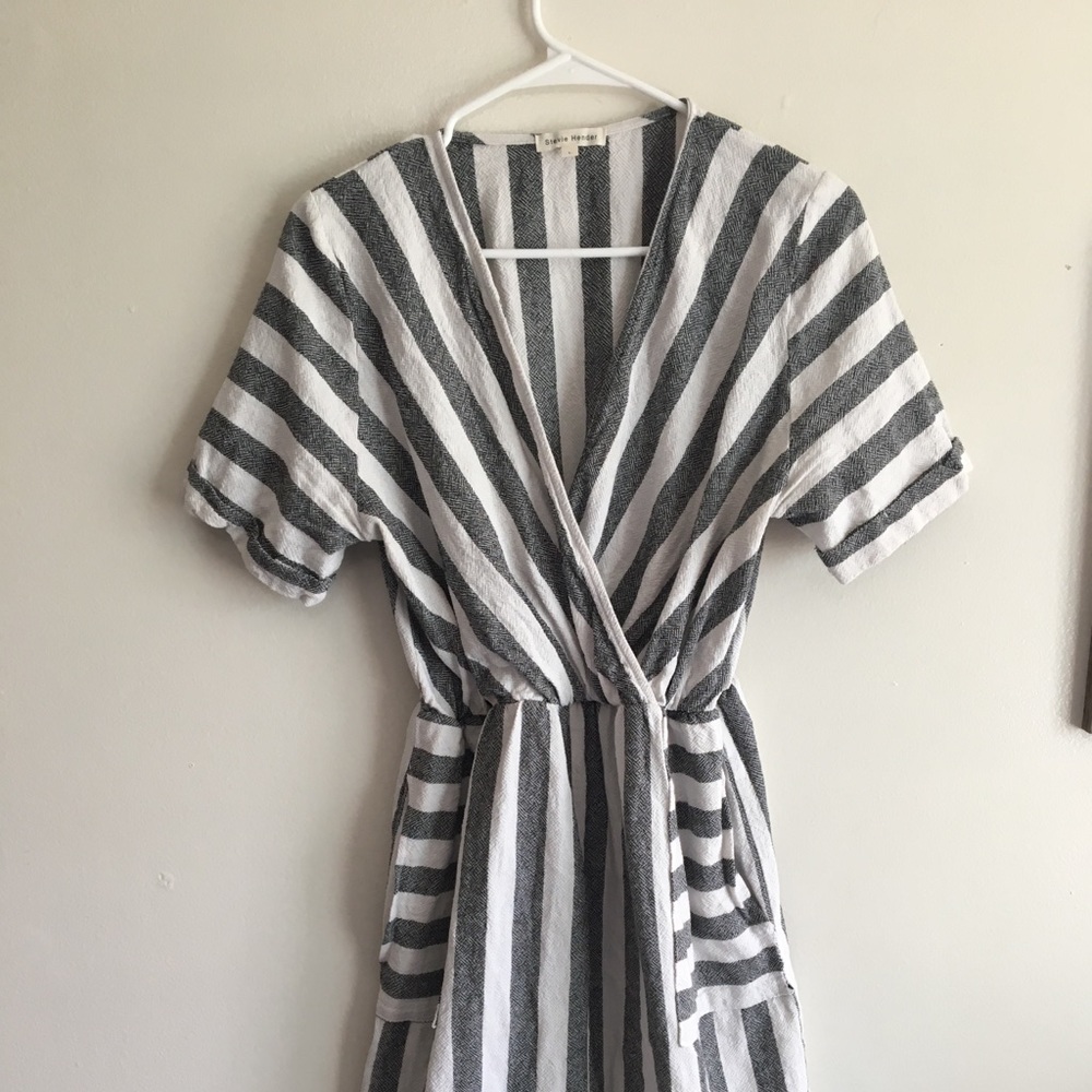 Stevie Hender nursing friendly dress